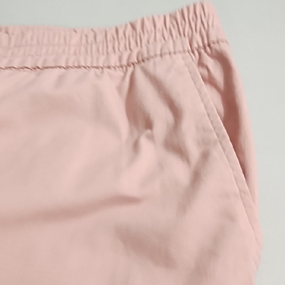 Old Navy Soft Pink Chinos Relaxed Fit Lightweight Cotton Spandex Pockets NWOT - Picture 3 of 14